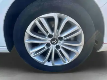 Photo 9 Citroën C4  PureTech 130ch Millenium S&S