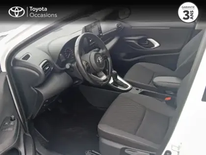 Photo 10 Toyota Yaris  116h Dynamic Business 5p + Programme Beyond Zero Academy MY22