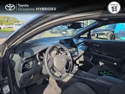 Photo 10 Toyota C-HR  122h Dynamic 2WD E-CVT