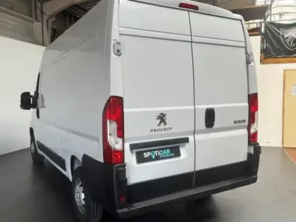 Photo 11 Peugeot Boxer  Fg L2H2 3.5 140 Clim Bluetooth radar interieur bois