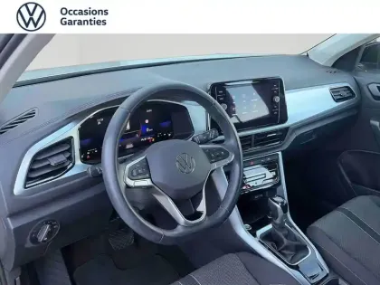 Photo 12 Volkswagen T-roc  1.5 TSI EVO 150ch Life Plus DSG7