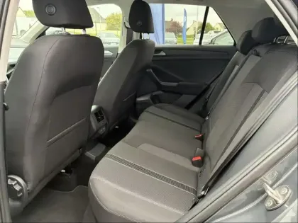 Photo 7 Volkswagen T-roc  1.5 TSI Evo2 150ch VW Edition DSG7