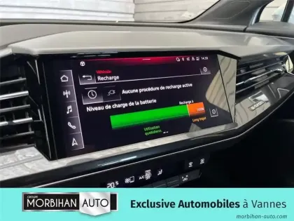Photo 25 Audi Q4 e-tron 40 204 CH 82 KWH