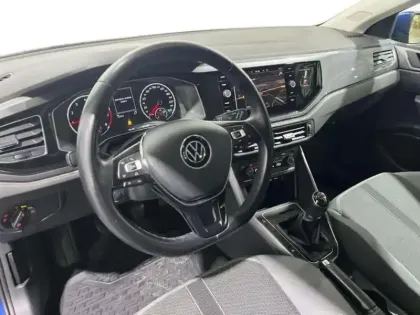 Photo 8 Volkswagen Polo 1.0 TSI 95 S&S BVM5 R-Line