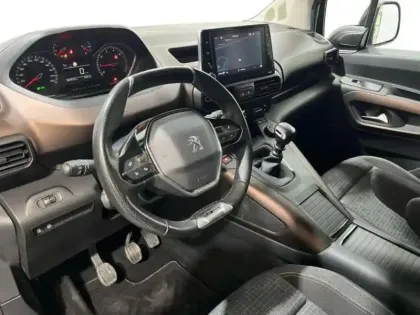 Photo 8 Peugeot Rifter Standard BlueHDi 130 S&S BVM6 GT Line