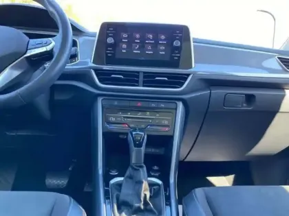 Photo 19 Volkswagen T-roc 1.5 TSI EVO 150 Start/Stop DSG7 Style