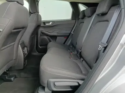 Photo 8 Ford Kuga 2.5 Duratec 180ch Hybrid FlexiFuel Titanium B