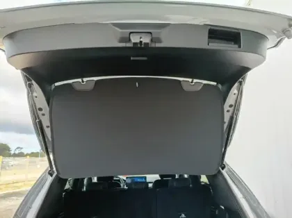 Photo 18 Ford Kuga 2.5 Duratec 180ch Hybrid FlexiFuel Titanium B