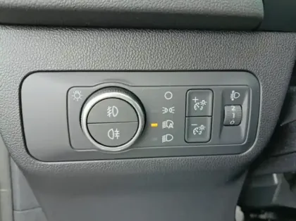 Photo 17 Ford Kuga 2.5 Duratec 180ch Hybrid FlexiFuel Titanium B