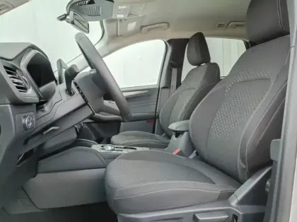 Photo 9 Ford Kuga 2.5 Duratec 180ch Hybrid FlexiFuel Titanium B