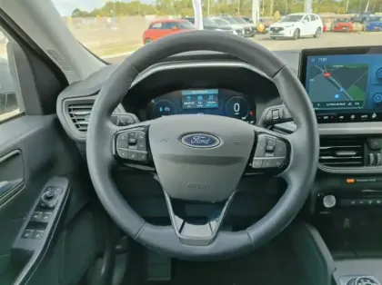 Photo 6 Ford Kuga 2.5 Duratec 180ch Hybrid FlexiFuel Titanium B