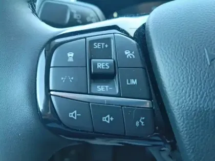 Photo 16 Ford Kuga Nouveau 2.5 Duratec 180 ch FlexiFuel FHEV E85 Powershift Titanium