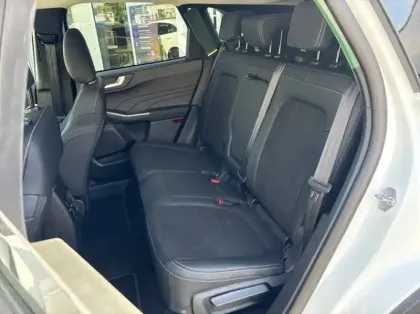 Photo 8 Ford Kuga 2.5 Duratec 180ch Hybrid FlexiFuel Active X Powershift