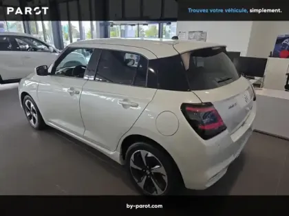 Photo 12 Suzuki Swift Nouveau 1.2 Dualjet Hybrid Avantage