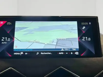 Photo 12 DS DS 3  Crossback BlueHDi 130ch Performance Line + Automatique 126g