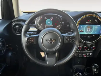 Photo 11 Mini Mini  5 Portes Cooper 136ch Edition Premium BVA7