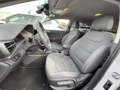 Photo 9 Hyundai Ioniq  Hybrid 141ch Creative