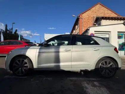Photo 7 Audi A1  Sportback 30 TFSI 110ch Advanced S tronic 7