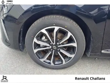 Photo 7 Renault Clio  1.6 E-Tech 145ch full hybrid Techno
