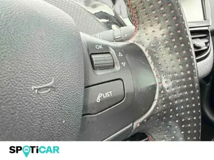 Photo 13 Peugeot 208  1.2 PureTech 110ch GT Line S&S 5p