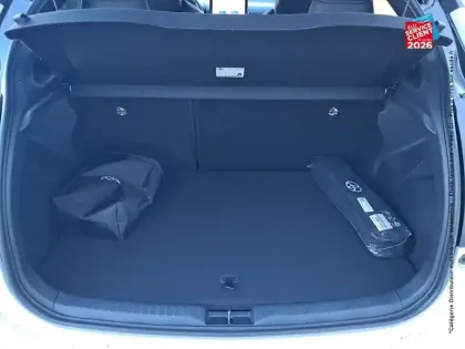 Photo 13 Toyota Yaris  130h Collection 5p MY26