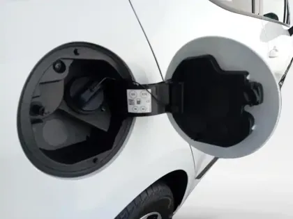 Photo 9 Renault Clio  1.6 E-Tech 145ch full hybrid Techno