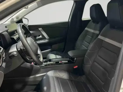 Photo 10 Citroën C4  PureTech 130ch S&S Shine EAT8