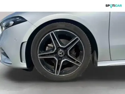 Photo 9 Mercedes Classe A  200 d 150ch AMG Line 8G-DCT