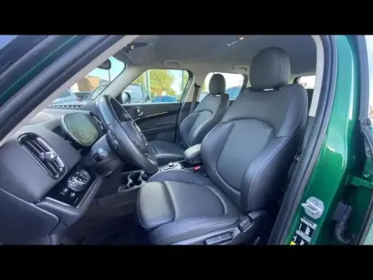 Photo 9 Mini Countryman  Cooper SE 125ch + 95ch  Essential ALL4 BVA6