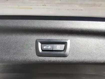Photo 12 BMW X1  sDrive18d 150ch xLine