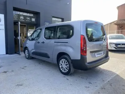 Photo 17 Citroën Berlingo III Taille XL PureTech 110 S&S BVM6 Live