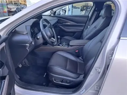 Photo 11 Mazda Cx-30 2.5L E-SKYACTIV G M HYBRID 140 CH 4X2 BVM6