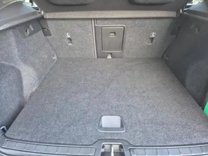 Photo 14 Volvo XC40  T3 163ch R-Design Geartronic 8