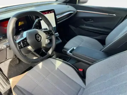 Photo 13 Renault Megane  E-Tech Electric 220ch Techno autonomie confort -24