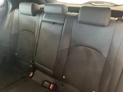 Photo 12 Lexus UX  250h 2WD Pack