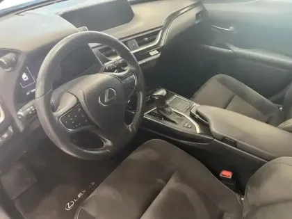 Photo 13 Lexus UX  250h 2WD Pack