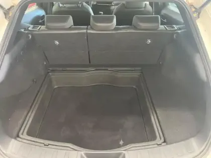 Photo 11 Lexus UX  250h 2WD Pack