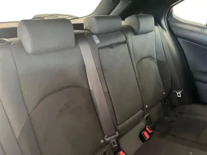 Photo 8 Lexus UX  250h 2WD Pack