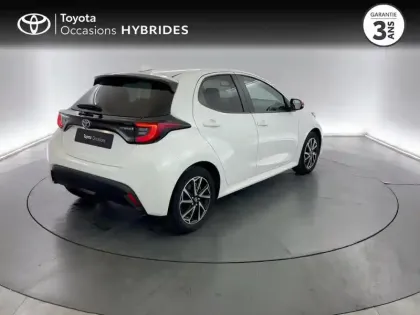 Photo 6 Toyota Yaris  116h Design 5p MC24