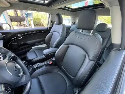 Photo 8 Mini Mini  Cooper 136ch Edition Premium Plus BVA7