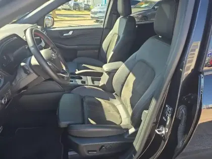 Photo 9 Ford Kuga  2.5 Duratec 180ch Hybrid FlexiFuel ST-Line X Powershift