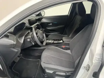 Photo 8 Peugeot 208  1.2 PureTech 100ch S&S Style