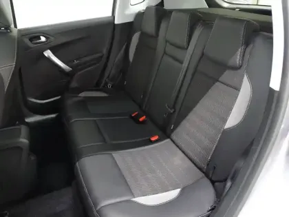 Photo 11 Peugeot 2008  1.2 PureTech 110ch Allure S&S