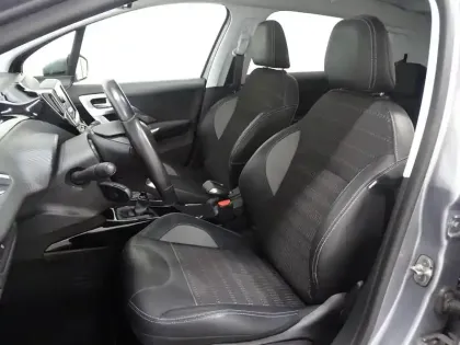 Photo 10 Peugeot 2008  1.2 PureTech 110ch Allure S&S