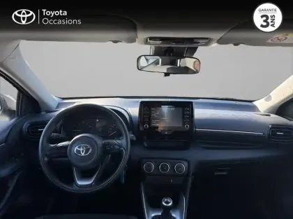 Photo 7 Toyota Yaris  70 VVT-i Dynamic 5p MY22