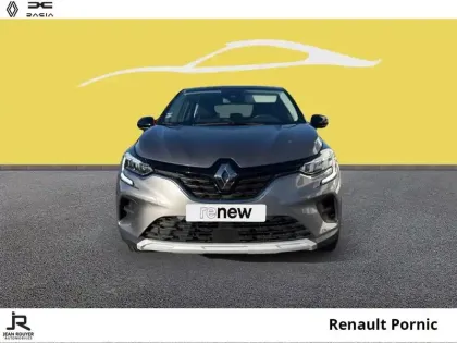 Photo 8 Renault Captur  1.6 E-Tech hybride 145ch Equilibre