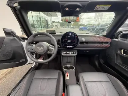 Photo 5 Mini Cooper  Cabrio S 204ch JCW DKG7