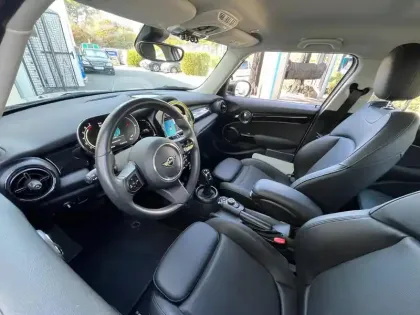 Photo 9 Mini Mini  5 Portes Cooper 136ch Edition Premium BVA7