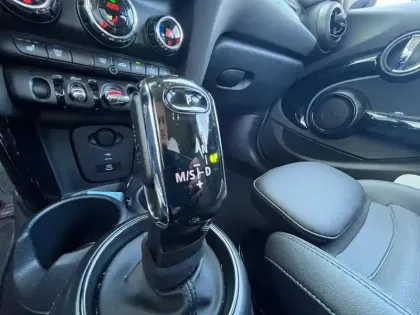 Photo 11 Mini Mini  5 Portes Cooper 136ch Edition Premium BVA7