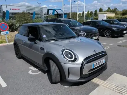 Photo 7 Mini Mini  Cooper 136ch  Edition Camden BVA7